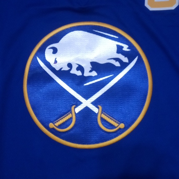 Buffalo Sabres Women's Jersey Eichel Fanatics Breakaway Small NWT - Picture 3 of 9